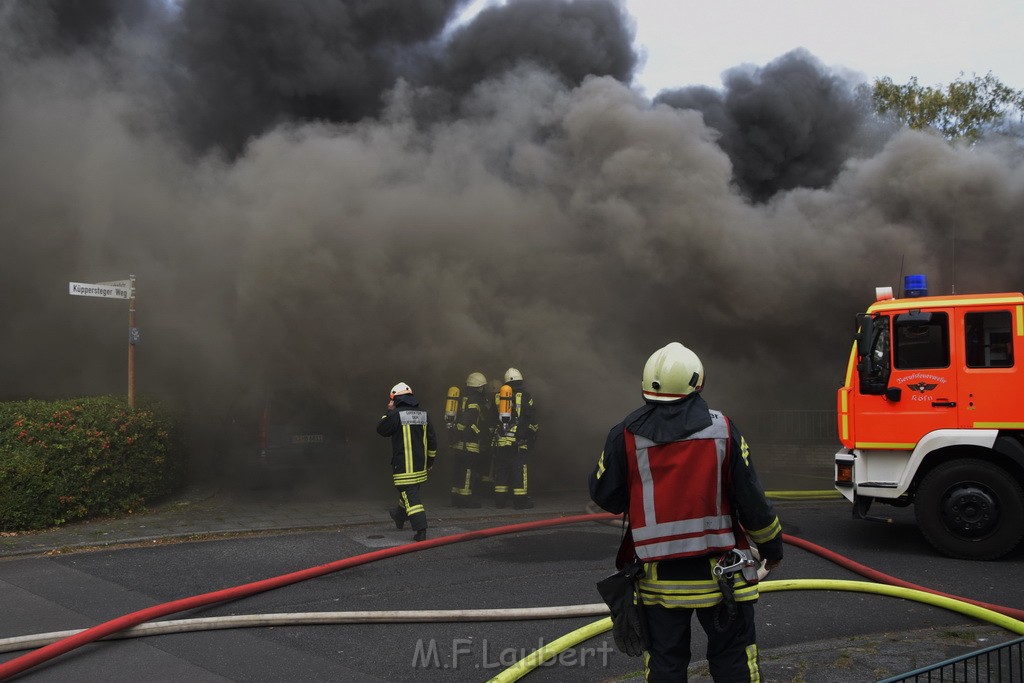 Feuer 2 Y Explo Koeln Hoehenhaus Scheuerhofstr P0157.JPG - Miklos Laubert